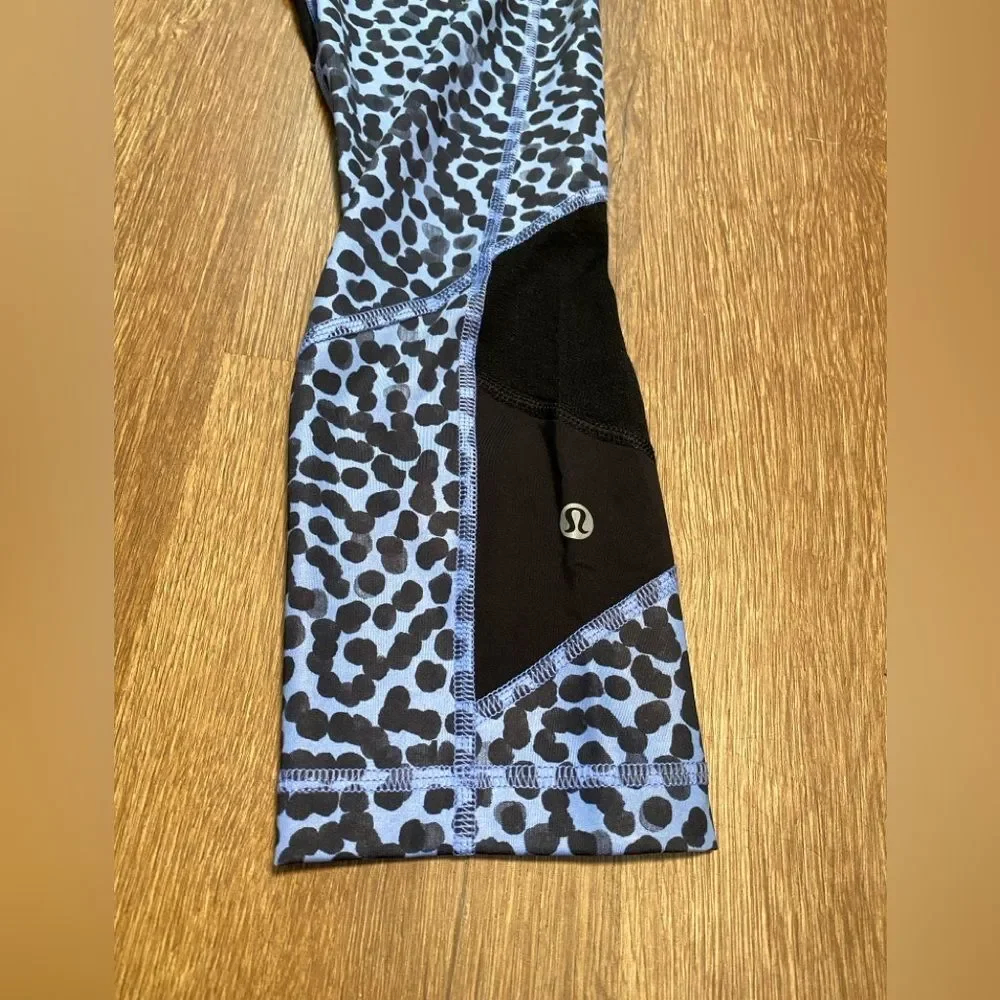 Lululemon Pace Rival Crop Polka Dot Pilates Yoga Hike Outdoor Gym Blue Leggings